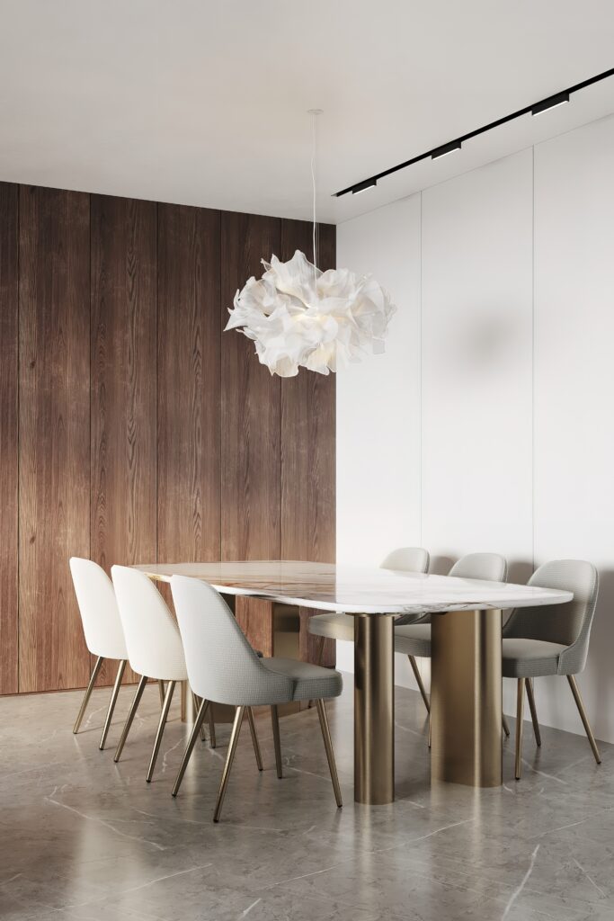 Esszimmer mit hellem Esstisch und Wandverkleidung aus Holz im asiatischen Design