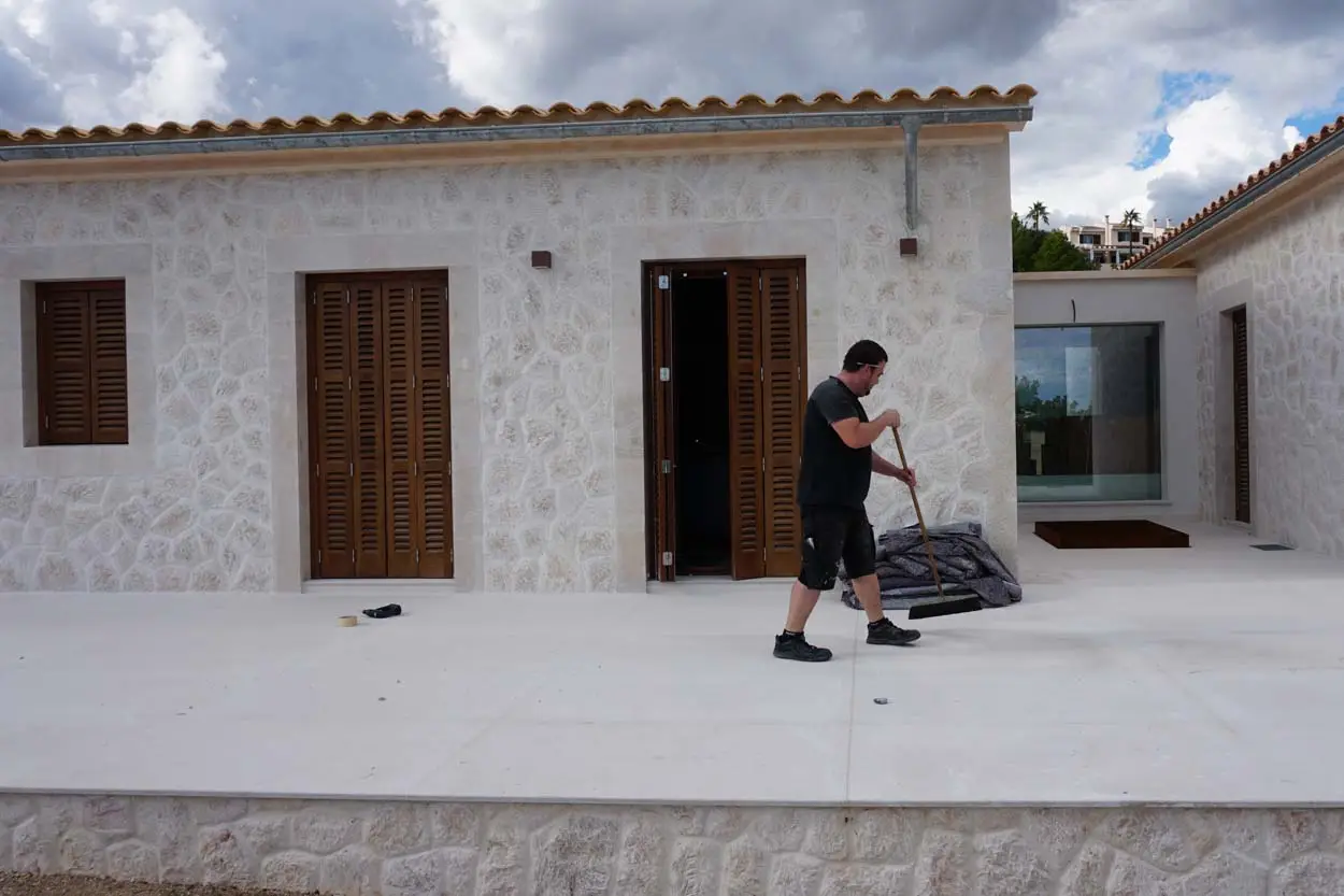 Design Stories – Mallorquinische Finca mit modernem Touch – Außenansicht